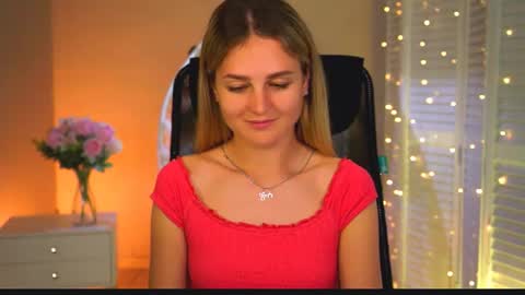 Debora online show from July 7, 7:45 am