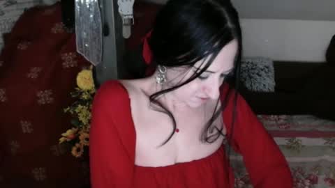 DebraMilf online show from April 9, 2:00 am