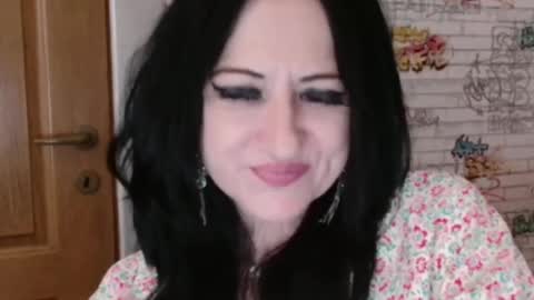 DebraMilf online show from June 29, 1:12 am
