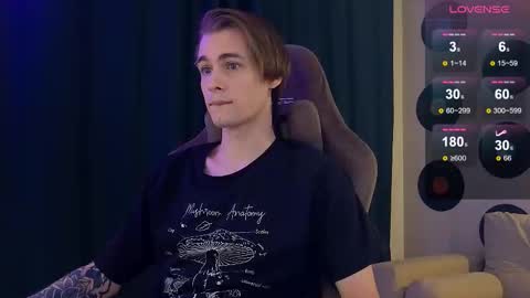 Samuel online show from November 22, 4:17 pm