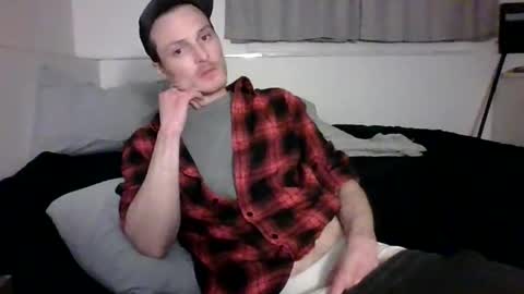 Dee4dayz online show from March 18, 1:42 am