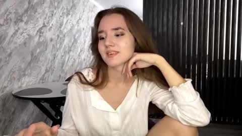 Anna online show from September 15, 3:23 pm