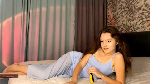 Anna online show from October 21, 5:02 pm