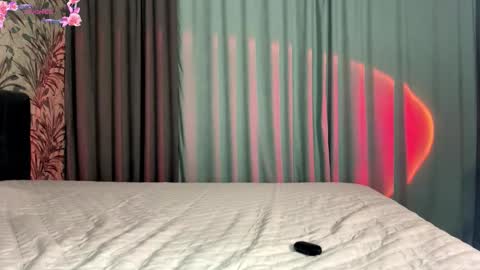 Anna online show from November 5, 3:12 pm