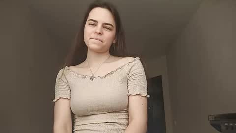 Snapshot of deedeevolden chatting on March 1, 10:17 am Kate online show from March 1, 10:17 am