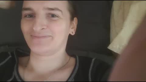 deep_hole_girl online show from May 14, 11:11 pm