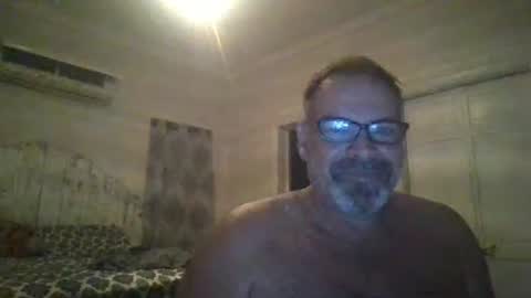 Snapshot of deepdiveme chatting on October 13, 12:10 am deepdiveme online show from October 13, 12:10 am