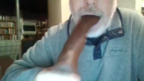 Snapshot of deepthroat227 chatting on February 21, 8:16 pm Deepthroat My Big Dildos online show from February 21, 8:16 pm