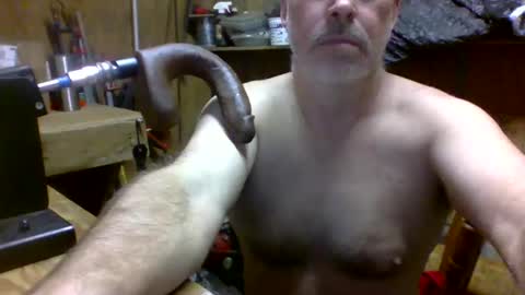 Snapshot of deepthroat227 chatting on March 6, 11:20 pm Deepthroat My Big Dildos online show from March 6, 11:20 pm