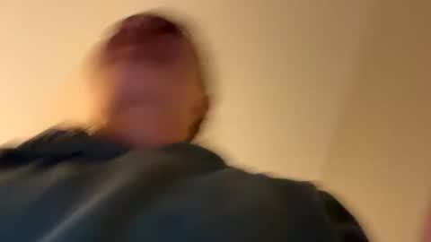 deepthroatqueen33 online show from December 1, 9:09 pm