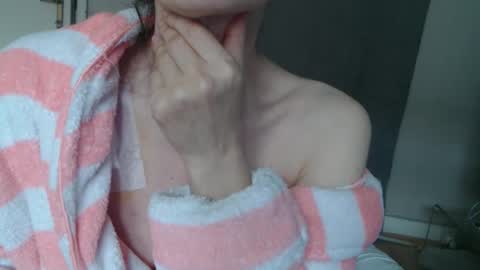 KamiDevi online show from October 24, 12:45 pm