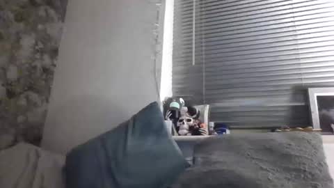 Snapshot of deetwo345 chatting on October 29, 12:02 am deetwo345 online show from October 29, 12:02 am