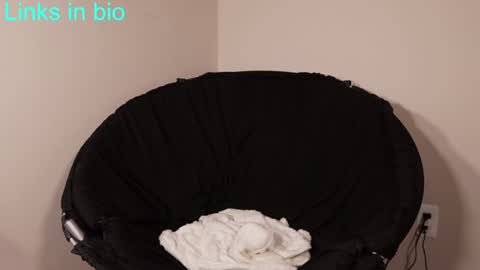  more content and goodies online show from December 12, 9:58 pm