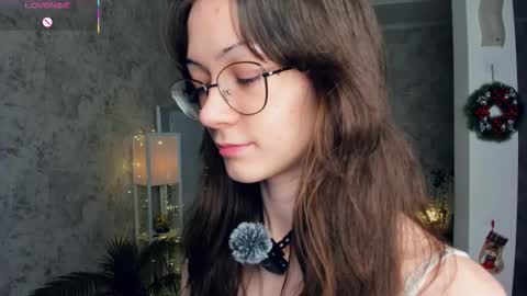 Amy online show from December 21, 7:32 pm