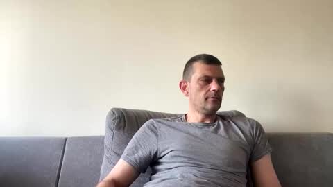 Snapshot of defloy chatting on November 16, 9:15 am Defloy online show from November 16, 9:15 am