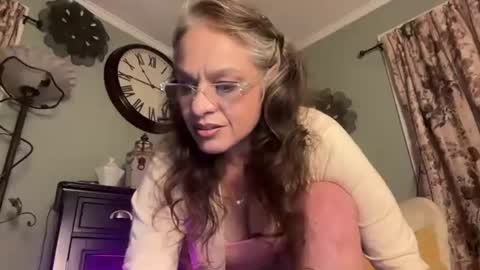 Tori online show from June 25, 3:39 am