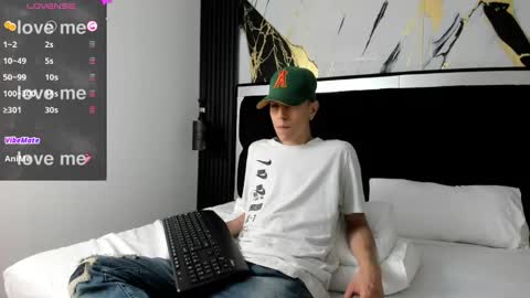 Snapshot of dei_v_48 chatting on January 31, 9:26 pm DEIVY online show from January 31, 9:26 pm