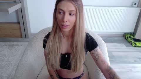 Di online show from November 24, 10:04 am