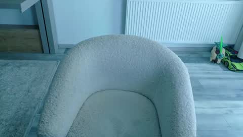 Snapshot of deidi_sweet chatting on June 9, 9:21 am Di online show from June 9, 9:21 am