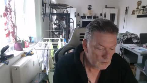 deinprinz2312 online show from March 15, 9:15 am