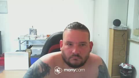 Snapshot of deinspielzeug87 chatting on May 17, 1:40 pm deinspielzeug87 online show from May 17, 1:40 pm