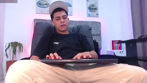 Deivid online show from December 16, 2:38 am