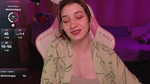 Snapshot of deizysweet chatting on December 14, 10:56 am Princess Potato online show from December 14, 10:56 am