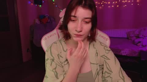 Snapshot of deizysweet chatting on January 5, 9:48 am Princess Potato online show from January 5, 9:48 am