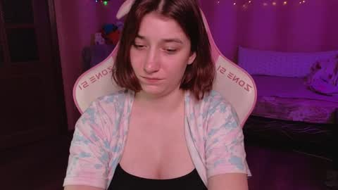 Snapshot of deizysweet chatting on January 21, 4:27 pm Princess Potato online show from January 21, 4:27 pm