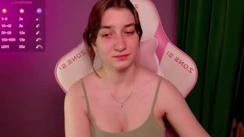 Snapshot of deizysweet chatting on October 23, 5:40 am Princess Potato online show from October 23, 5:40 am