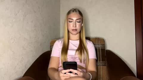 Jane online show from June 27, 9:09 pm