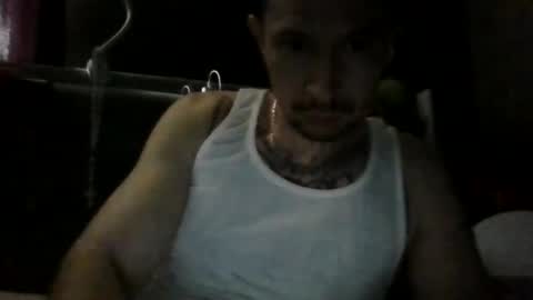 Snapshot of delgadomalo13 chatting on December 3, 10:51 pm delgadomalo13 online show from December 3, 10:51 pm