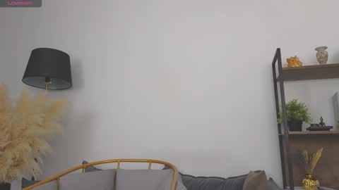 deliaeffy online show from February 24, 12:25 pm