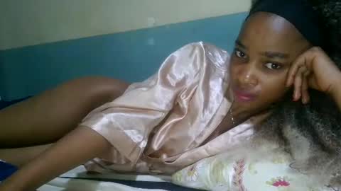 Snapshot of delicacylicious_babe chatting on June 28, 4:51 am delicacylicious_babe online show from June 28, 4:51 am