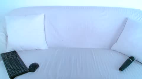 deliciaalove online show from February 11, 11:33 pm