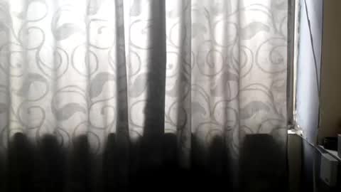 Snapshot of delicioso1223 chatting on July 14, 12:33 pm delicioso1223 online show from July 14, 12:33 pm