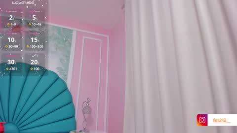 Snapshot of delicious_girl4u_ chatting on December 17, 4:21 pm Natalia online show from December 17, 4:21 pm