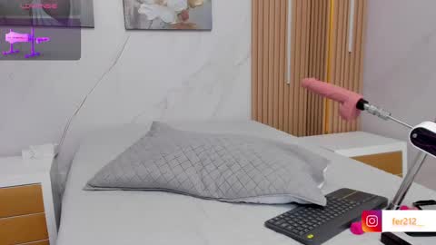 Snapshot of delicious_girl4u_ chatting on February 18, 1:11 pm Natalia online show from February 18, 1:11 pm