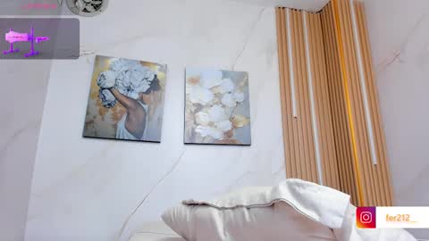 Snapshot of delicious_girl4u_ chatting on February 25, 4:21 pm Natalia online show from February 25, 4:21 pm