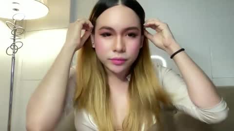 iyalicious online show from January 20, 2:22 am