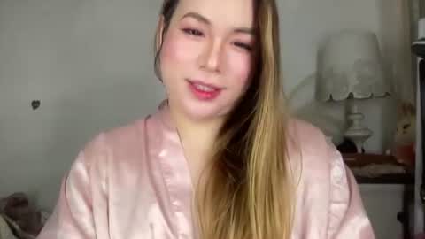 iyalicious online show from November 10, 8:41 pm