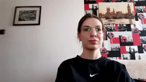 Aurora online show from January 16, 10:42 am