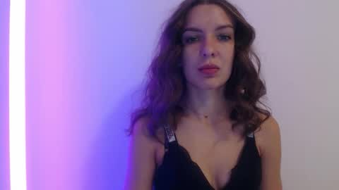 Aurora online show from September 30, 5:45 am