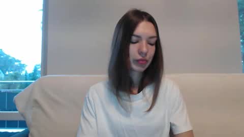 Aurora online show from October 8, 5:38 am