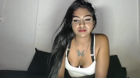 Snapshot of delilah_blazee chatting on January 12, 12:28 am Delilah Blaze online show from January 12, 12:28 am