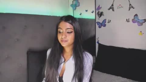 Snapshot of delilah_blazee chatting on October 31, 5:19 am Delilah Blaze online show from October 31, 5:19 am