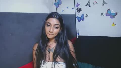 Snapshot of delilah_blazee chatting on November 7, 4:51 pm Delilah Blaze online show from November 7, 4:51 pm