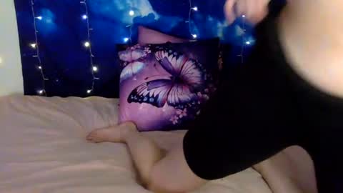 Snapshot of delilalove3412 chatting on July 18, 4:33 pm DelilaLove3412 online show from July 18, 4:33 pm