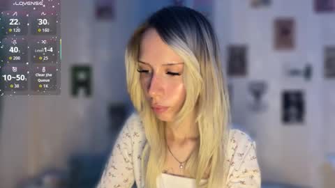 Snapshot of dellacampbell chatting on February 9, 3:38 pm Della online show from February 9, 3:38 pm