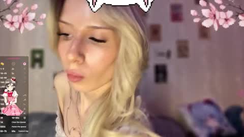 Snapshot of dellacampbell chatting on February 18, 12:56 pm Della online show from February 18, 12:56 pm